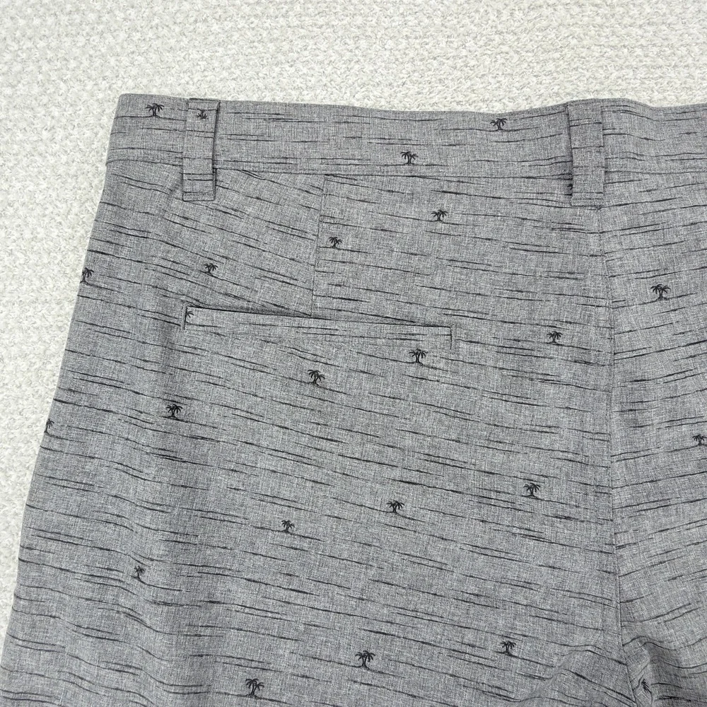 Travis Mathew Golf Shorts Mens 38 Gray Palm Tree Stretch Performance Lightweight